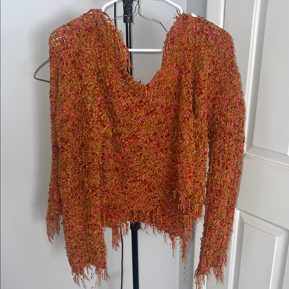 Cozy V-Neck Sweater in Warm Tones
